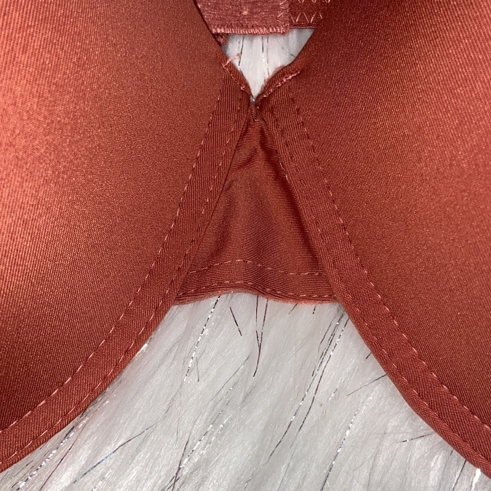 3/$30 Danskin Rust Orange Underwire Bra 42D - Picture 4 of 13